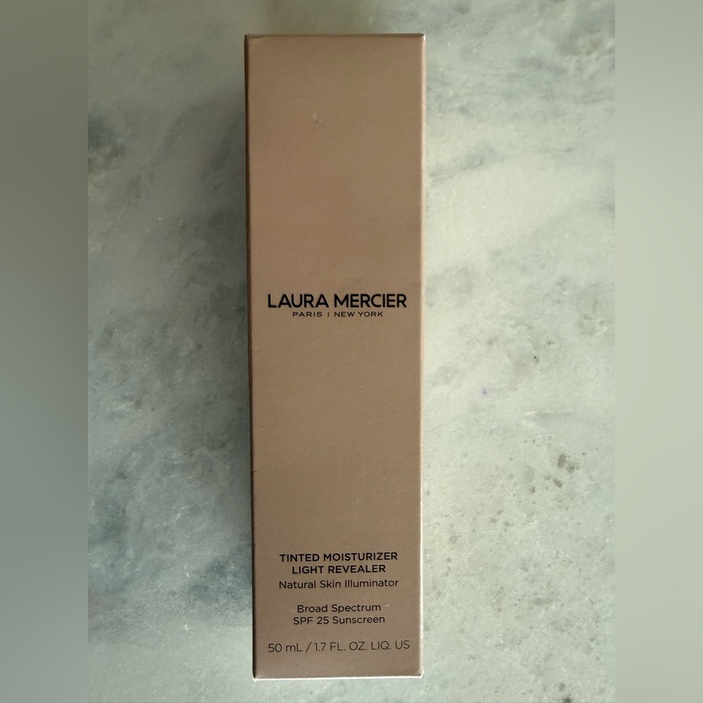 Laura Mercier Tinted Moisturizer Light Revealer - Cream Shade Bisque